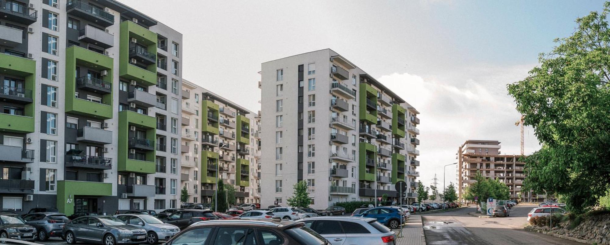 M&M Apartment Oradea Bagian luar foto