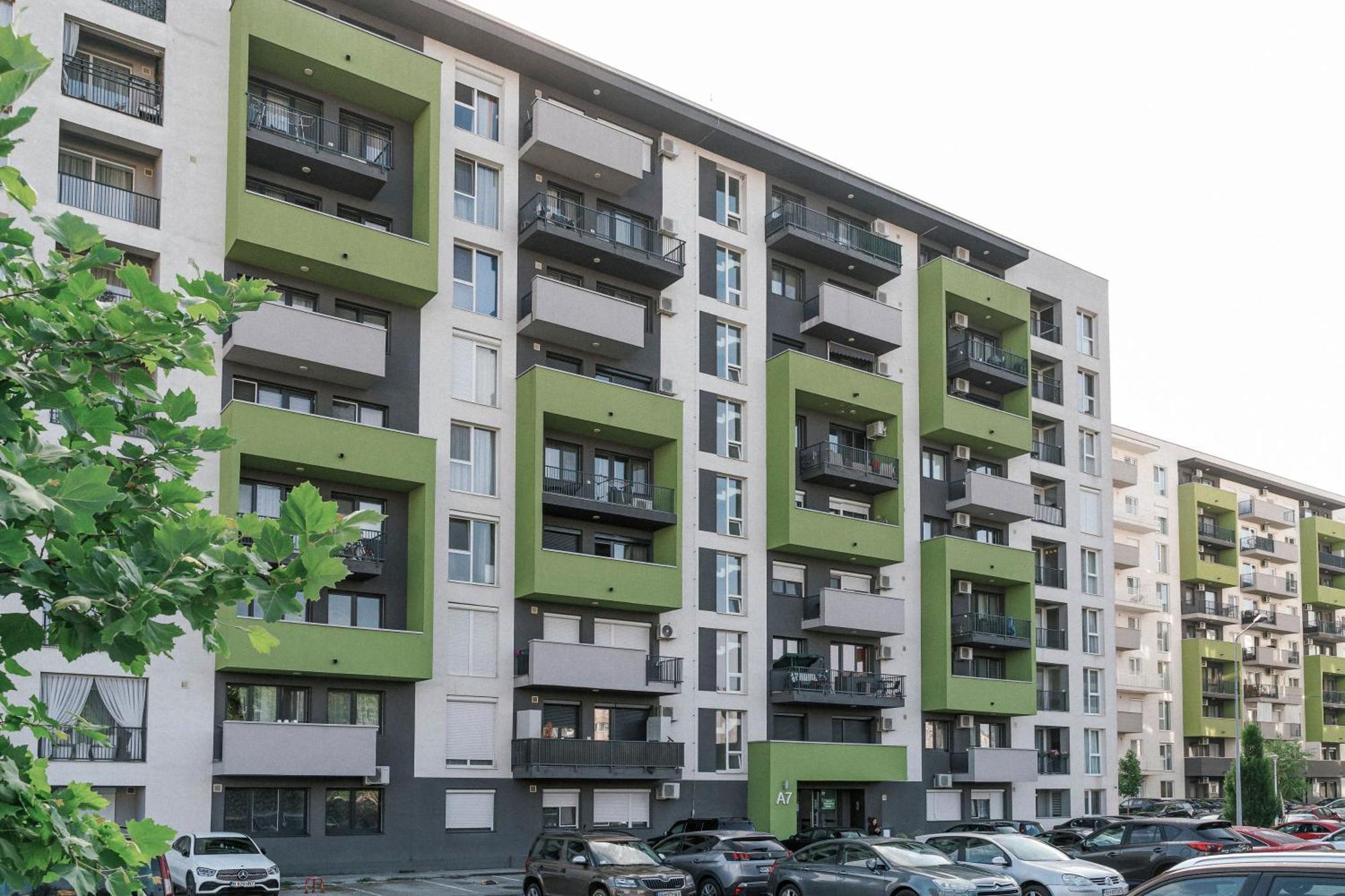 M&M Apartment Oradea Bagian luar foto